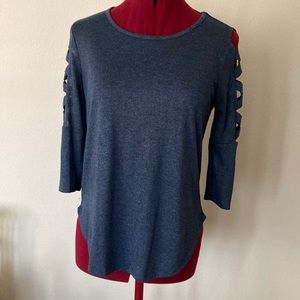 I.N. SAN FRANCISCO Size S cold shoulder blue blouse 3/4 sleeves 50% polyester